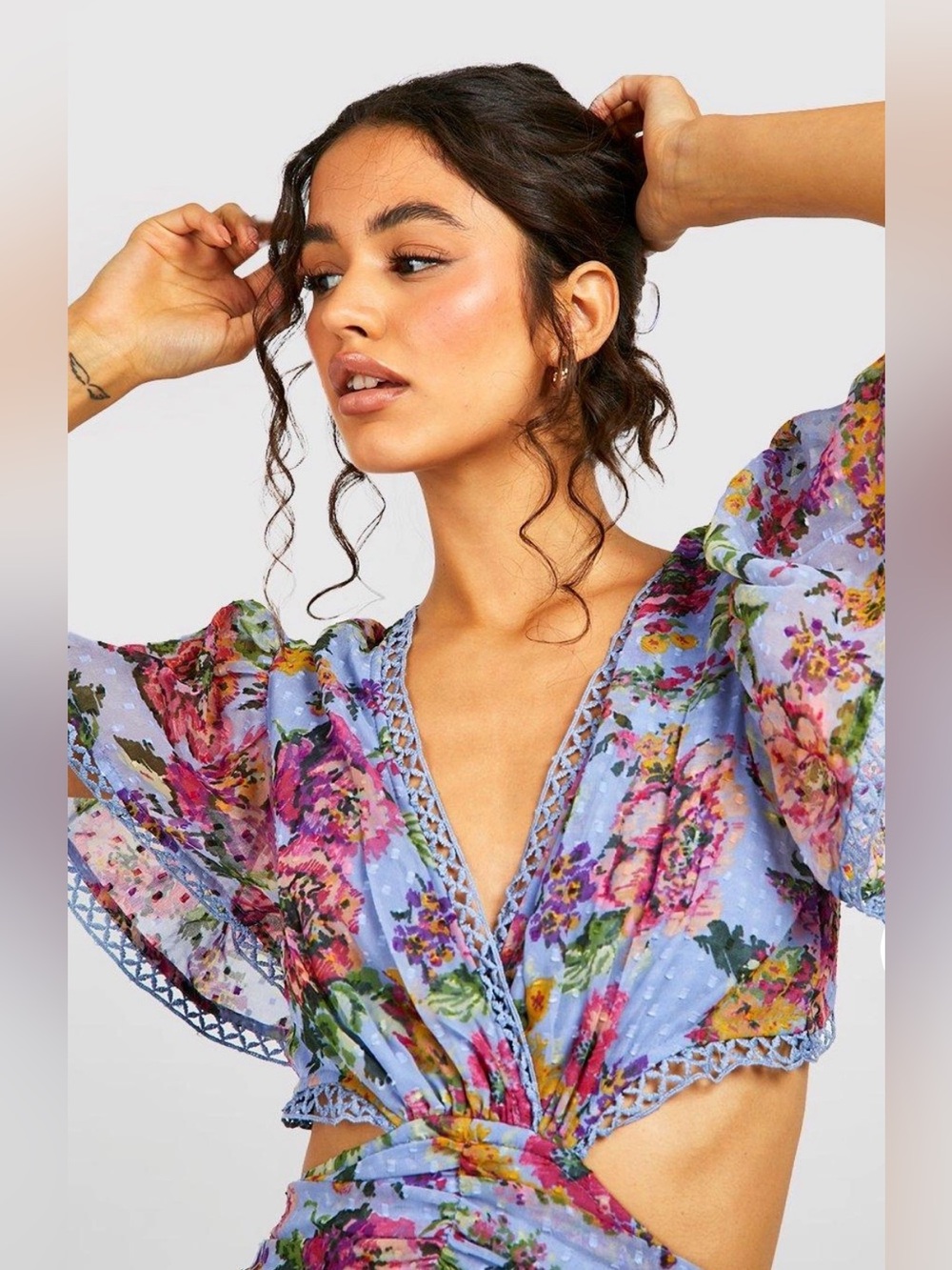 Boohoo Floral Dobby Cut Out Ruffle Maxi Dress Blue Boho Size 6 - Picture 4 of 10